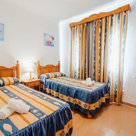 Apartamentos Punta Prima Beach Zewnętrze zdjęcie