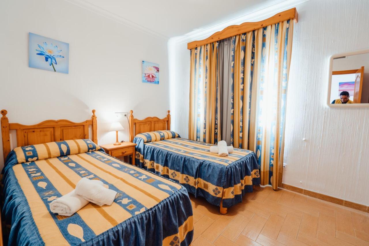 Apartamentos Punta Prima Beach Zewnętrze zdjęcie